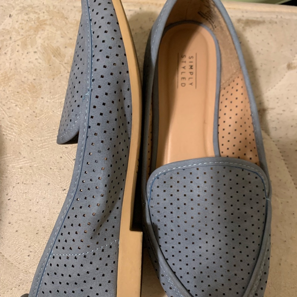 Simply style light blue flats . Size 6.5